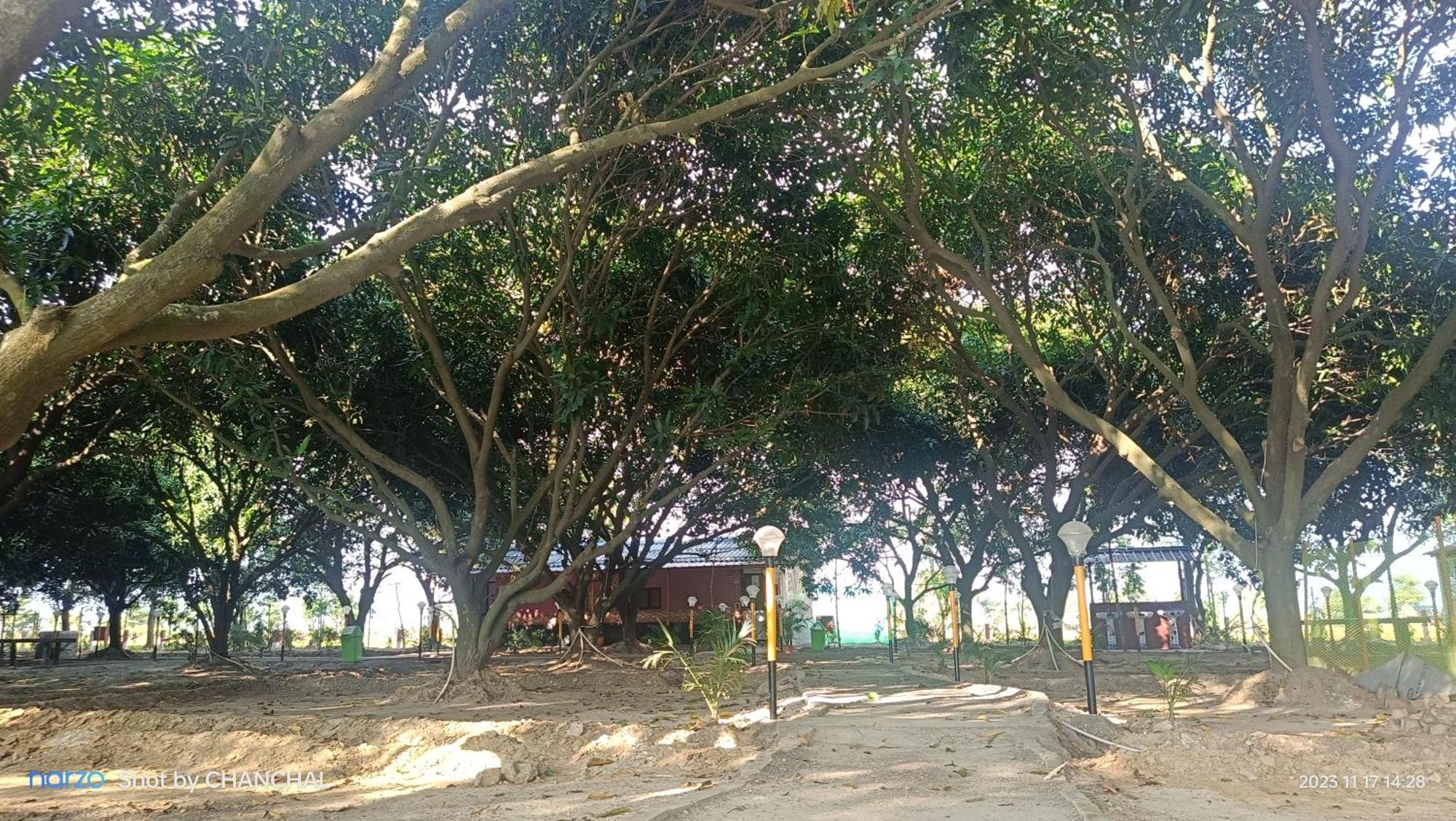 Hotel Modhubon Agro Tourism Bolpur Exterior foto
